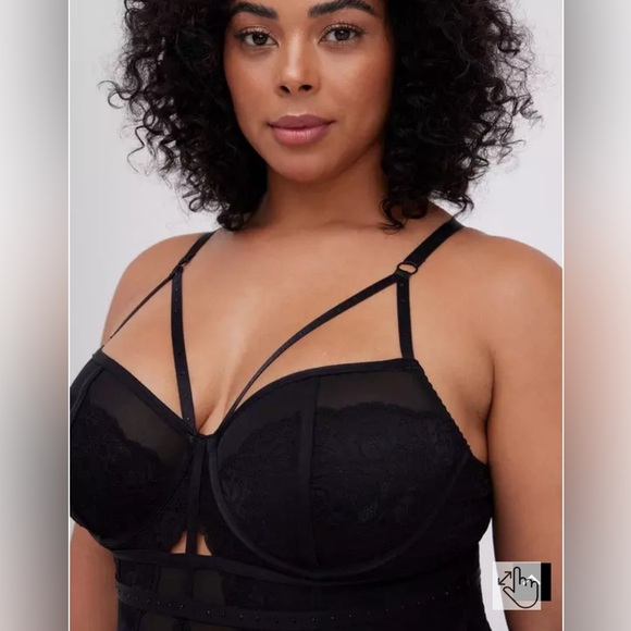 NWT Torrid Strappy Studded Lace Bodysuit - Picture 7 of 9